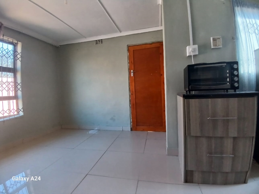 2 Bedroom Property for Sale in Mdantsane Nu 17 Eastern Cape
